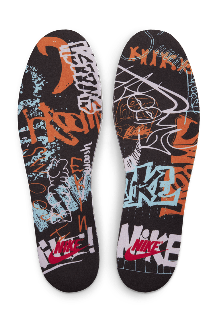 วันเปิดตัว Dunk Low “Graffiti” (DM0108-002)
