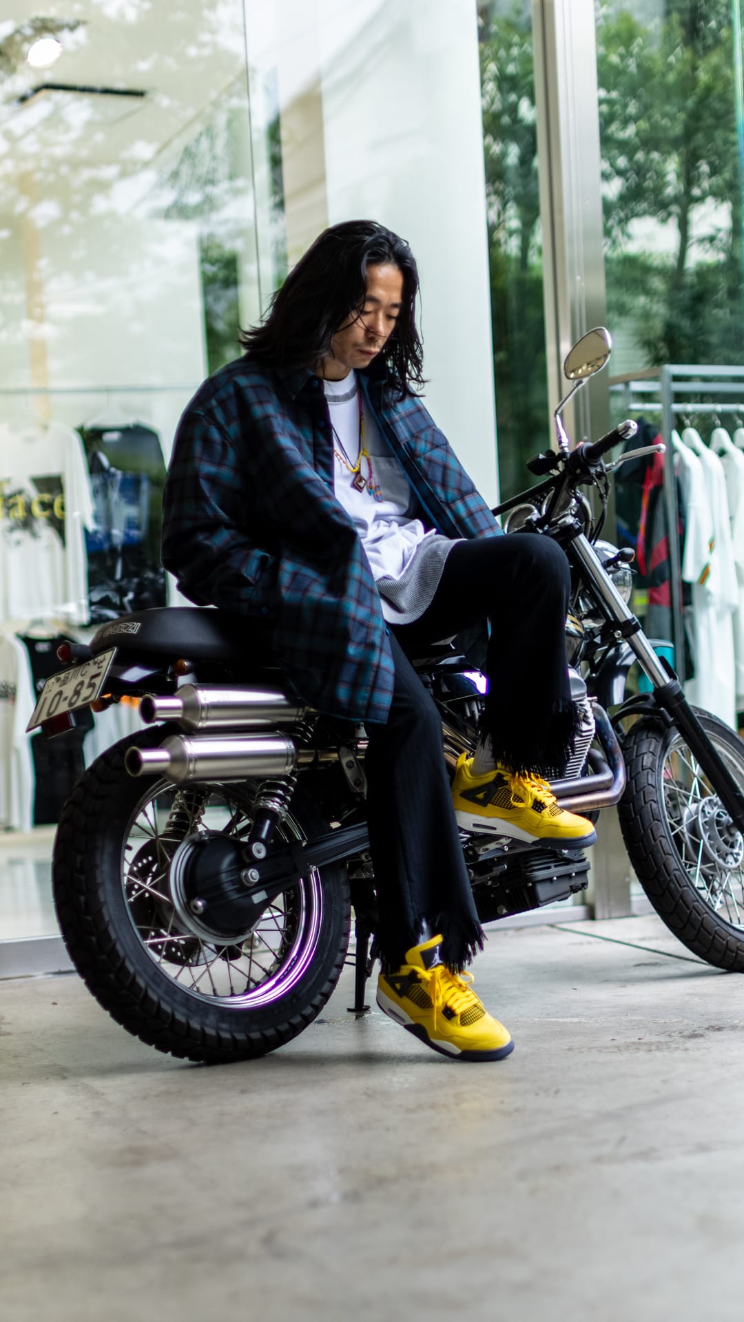 【NIKE公式】Air Jordan 4 'Tour Yellow': Hiromichi Ochiai