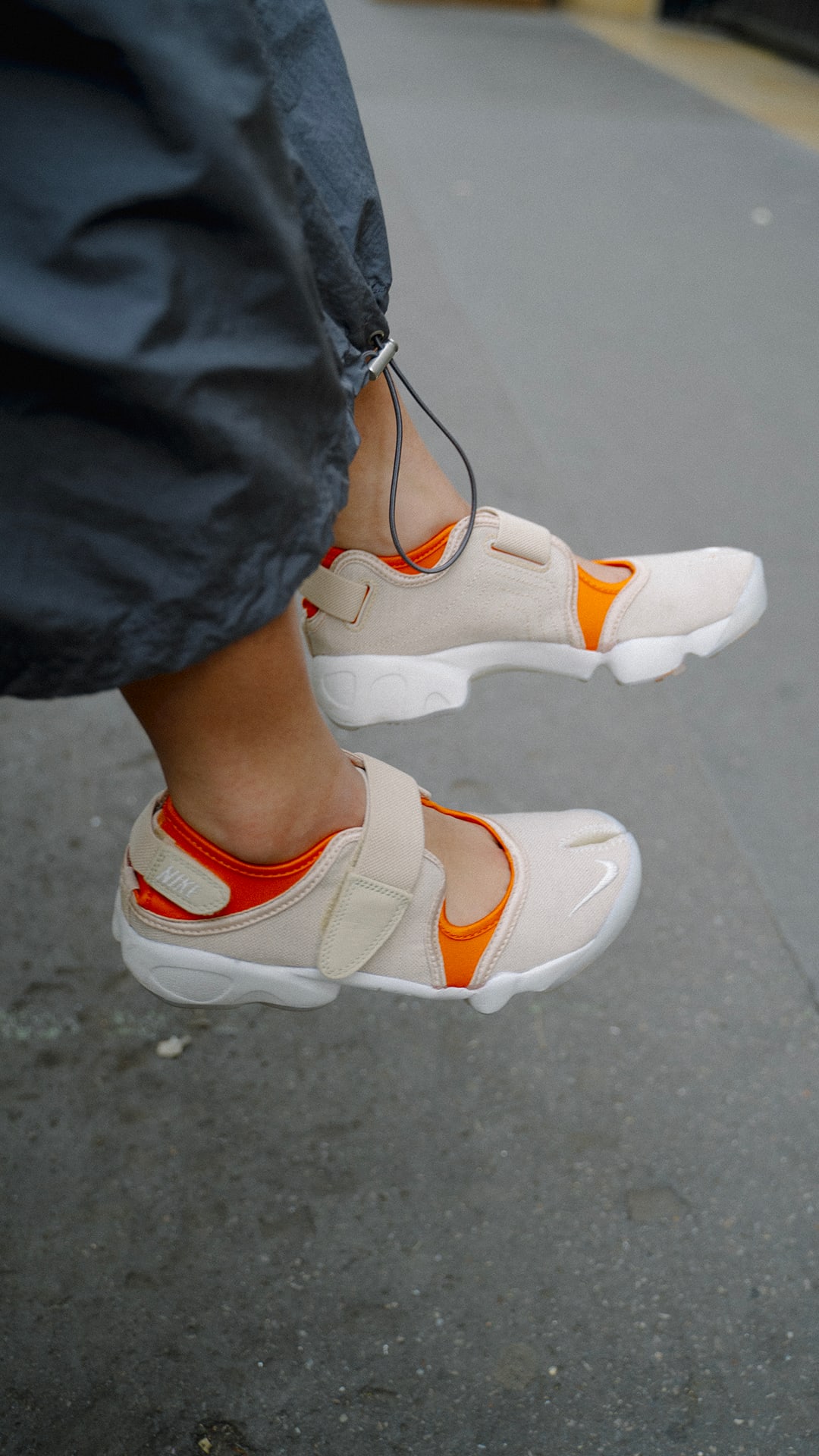 SNKRS Style: Samira – Nike Air Rift. Nike SNKRS