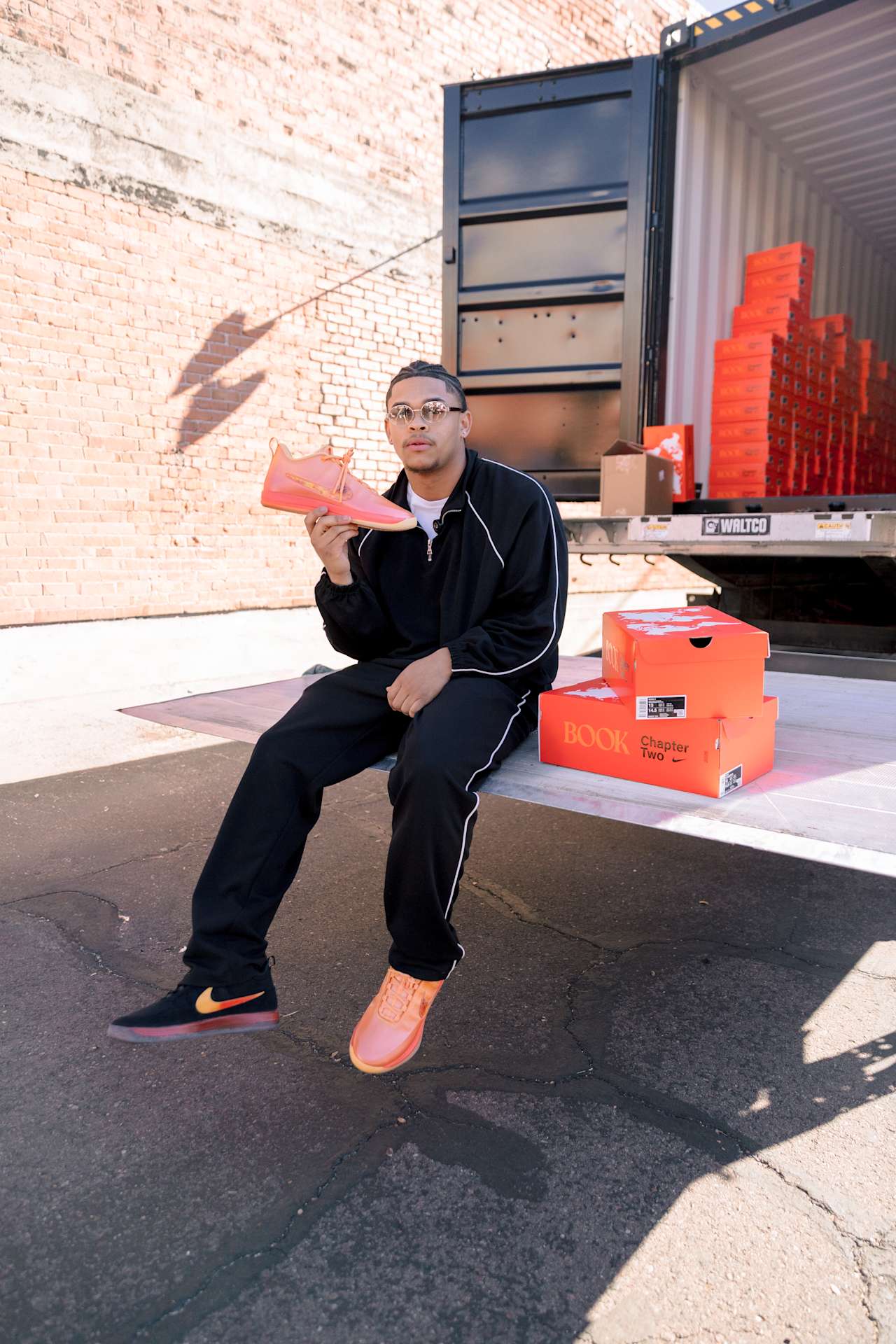 Street SNKRS: Book 2 Phoenix