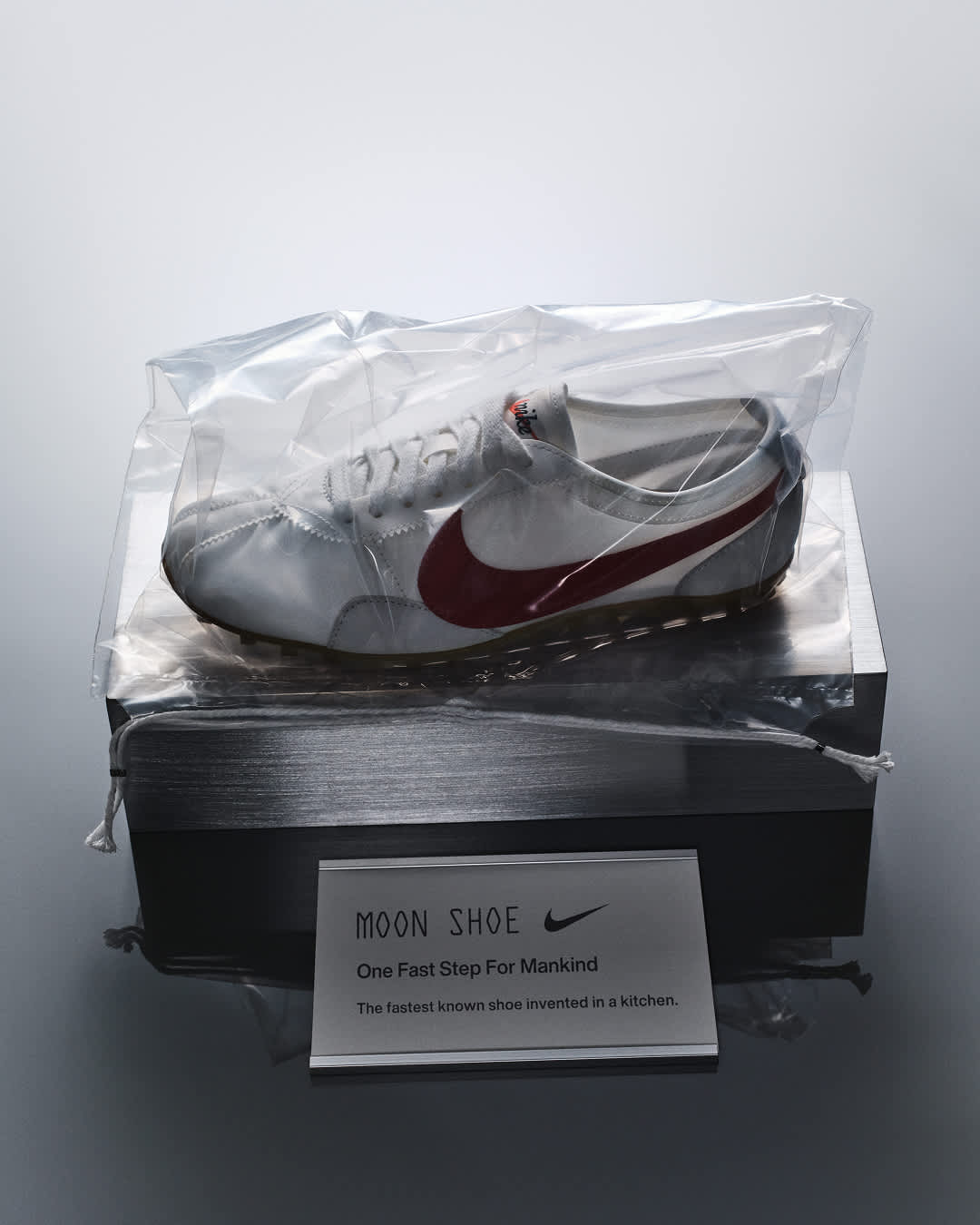 우먼스 문 슈 'Summit White and Gum Light Brown'(II0407-100) 출시일