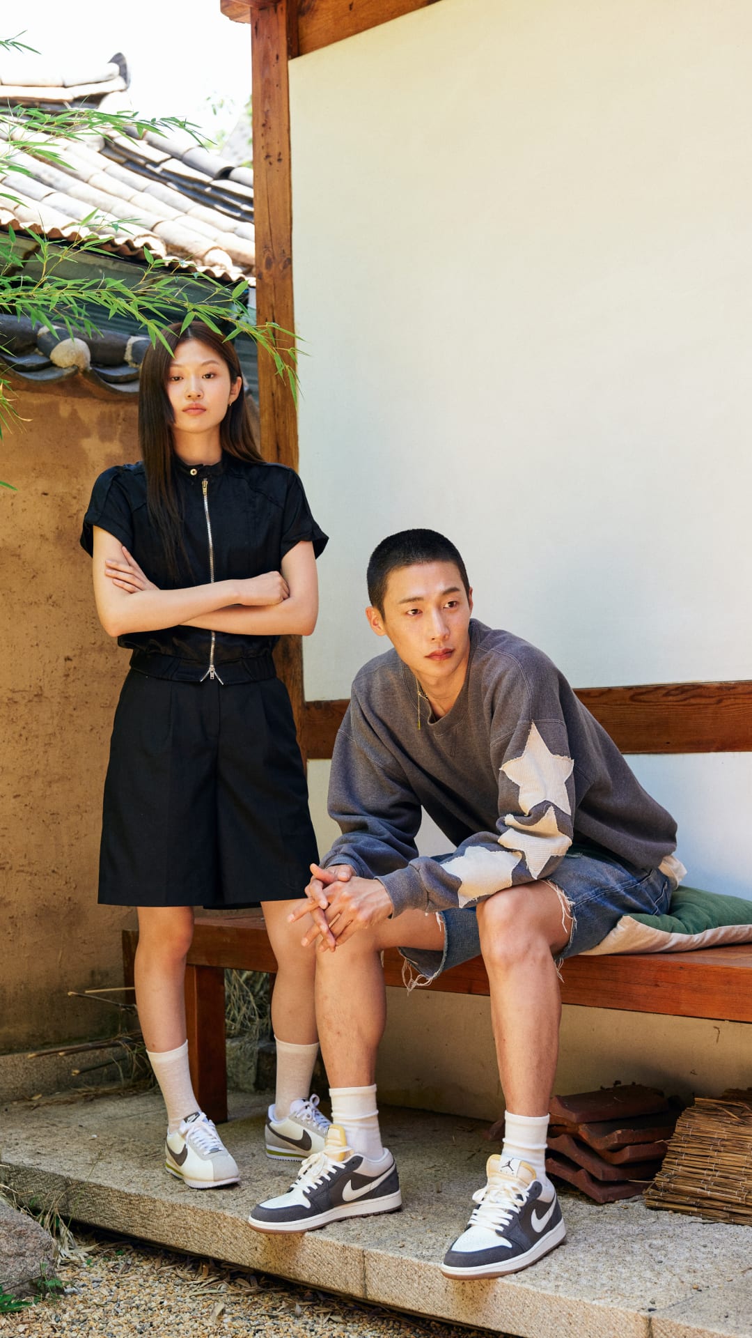 SNKRS Style: Air Jordan 1 Low SE & W Cortez SE ‘까치’