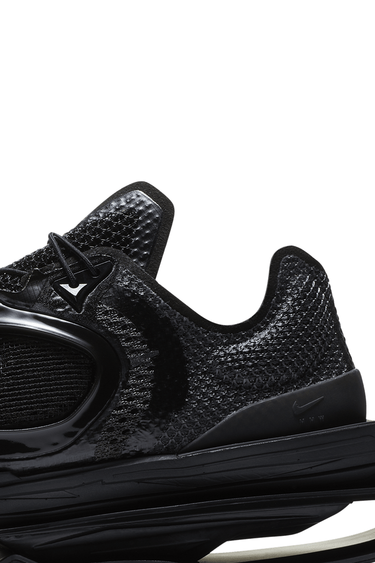 Zoom 004 x MMW „Black” – data premiery