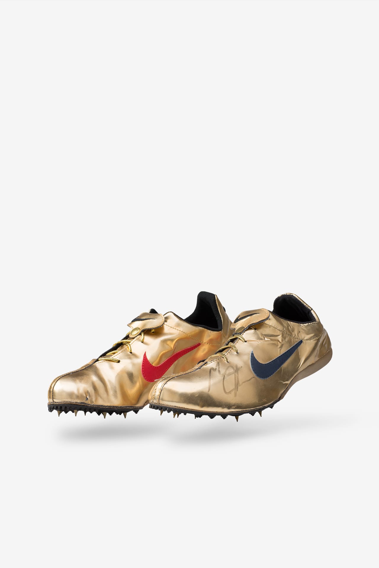 This Day in Nike SNKRS: Golden Moment