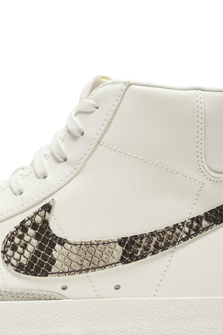 Women's Blazer Mid '77 'Snakeskin' Release Date