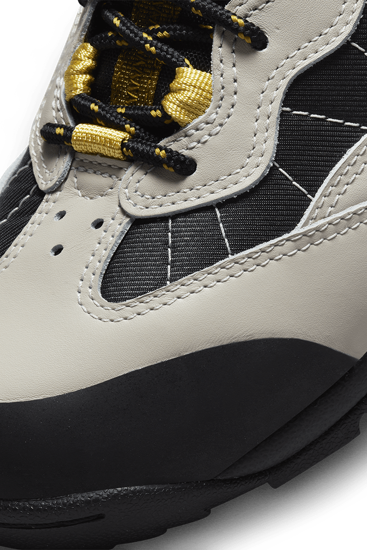 NIKE公式】ACG エア マーダ 'Black and Celery Light Bone' (DO9332-001 / ACG AIR  MADA). Nike SNKRS