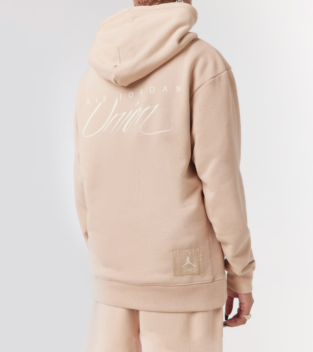 Jordan x UNION 連帽上衣系列發售日期. Nike SNKRS