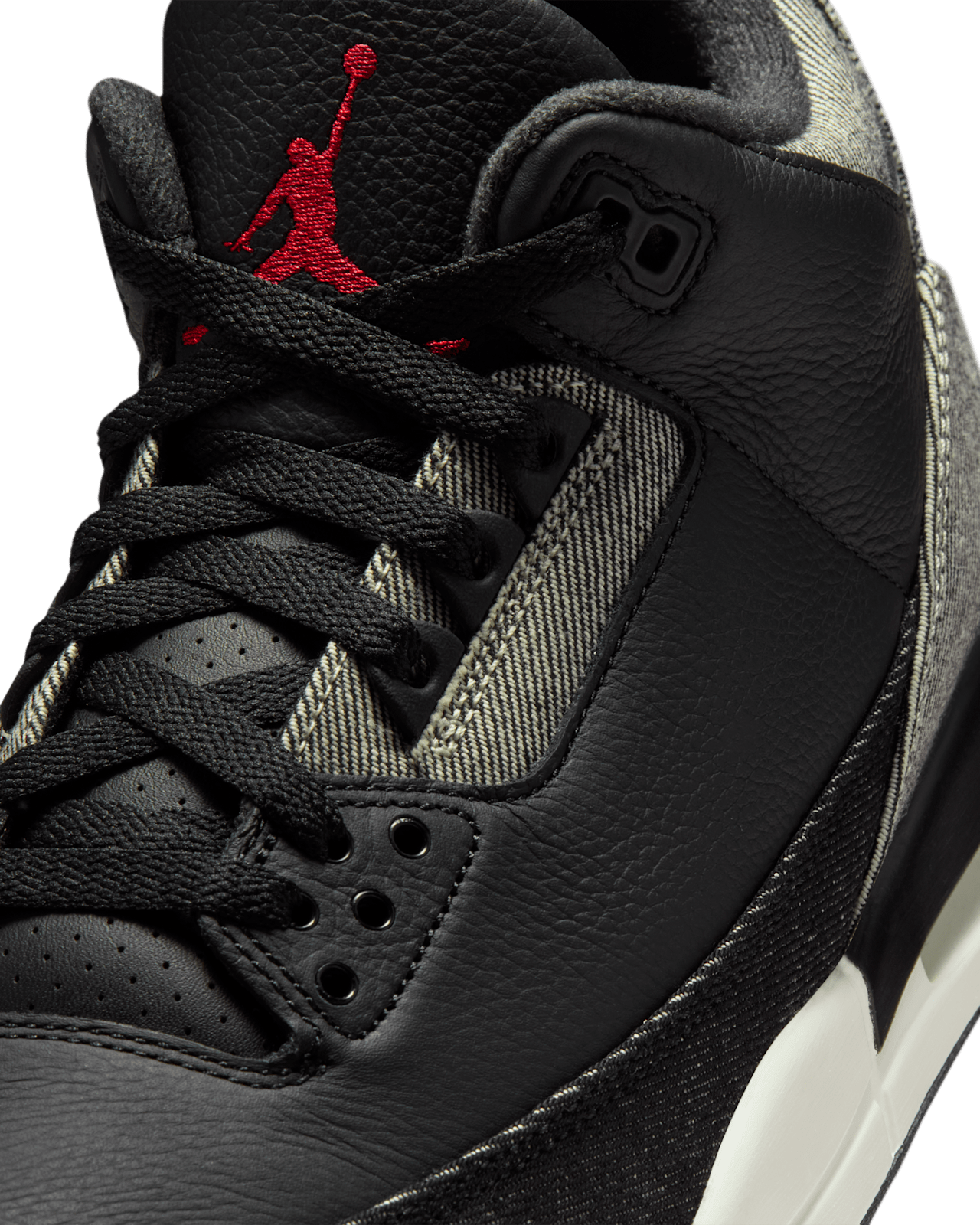 【NIKE公式】エア ジョーダン 3 x リーバイス® 'Black and White' (IR0914-400) 発売日