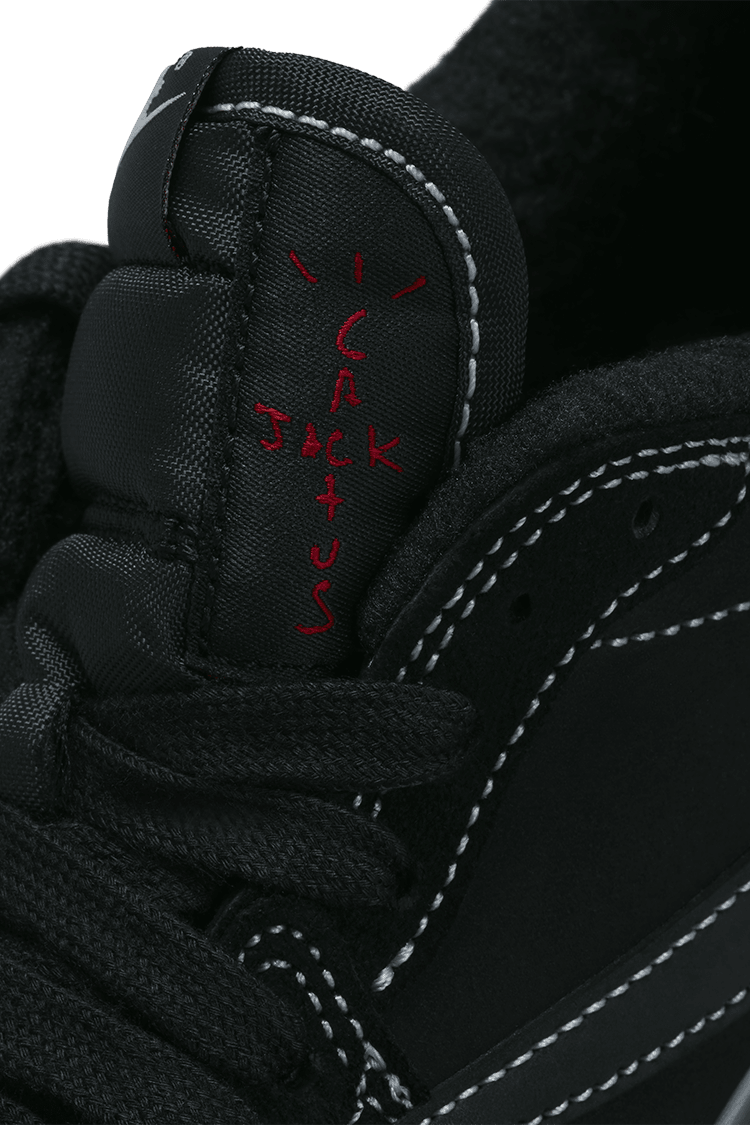 Fecha de lanzamiento del Air Jordan 1 Low x Travis Scott "Black Phantom" (DM7866-001)