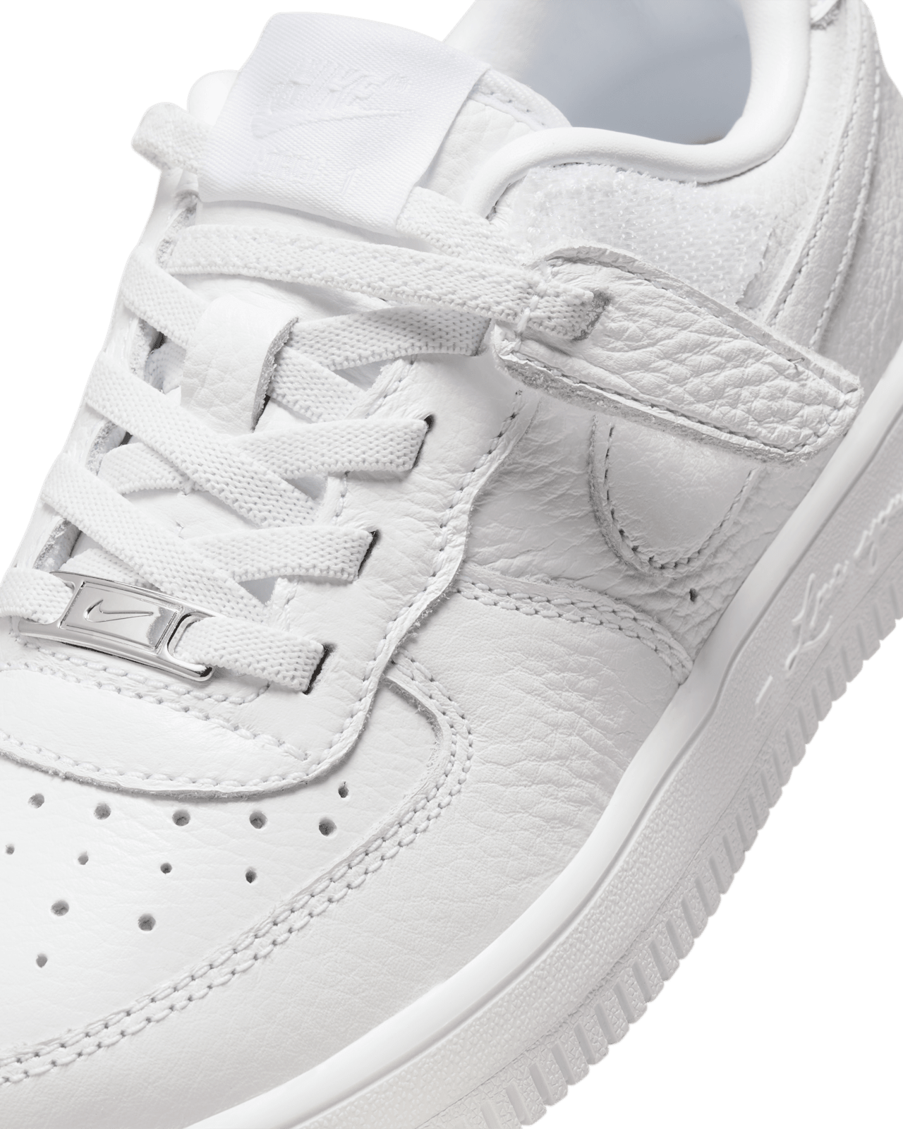 【NIKE公式】リトルキッズ NOCTA フォース 1 'White' (HJ7925-100 FORCE 1 LOW EASYON CP BP)