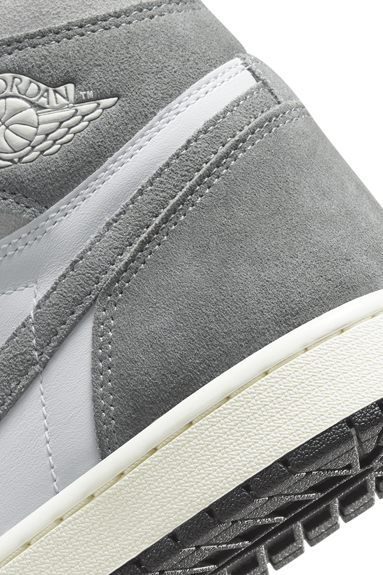 Air Jordan 1 Retro 高筒鞋 OG 'Light Smoke Grey' (DZ5485-051)  發售日期