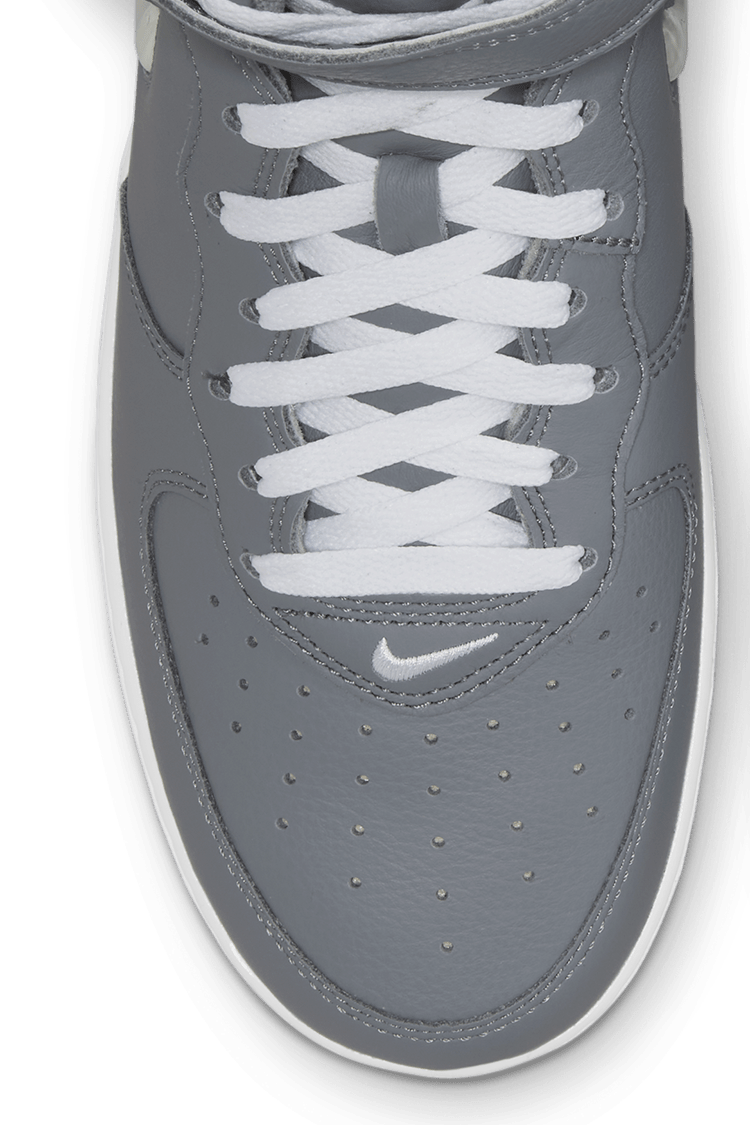 วันเปิดตัว Air Force 1 Mid Jewel “NYC Cool Grey”