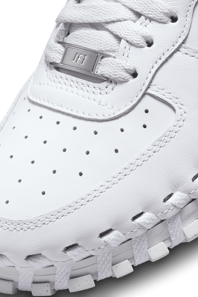 วันเปิดตัว J Force 1 "White" (DR0424-100)