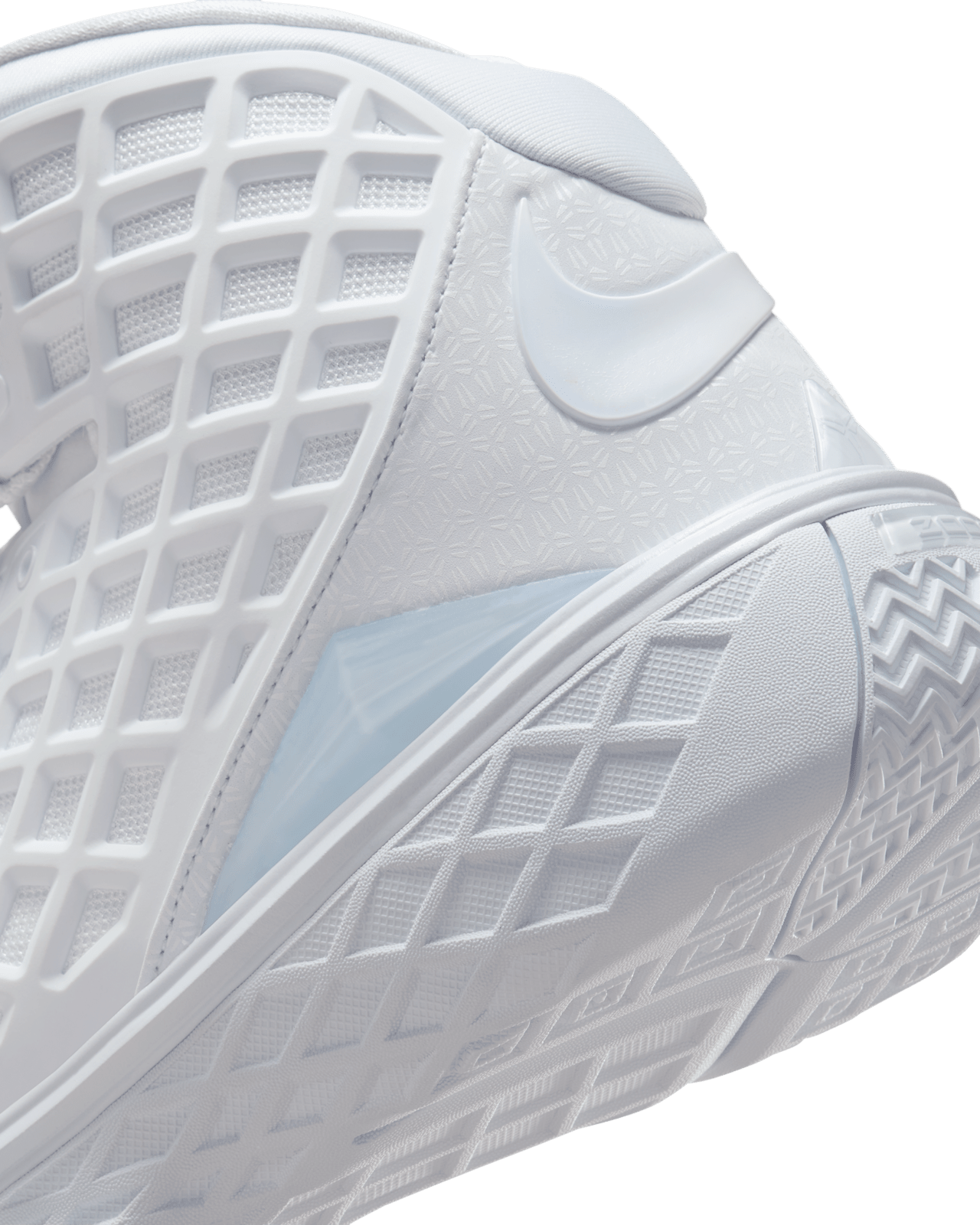 Kobe 3 Protro „Halo” (HM4351-100) – data premiery