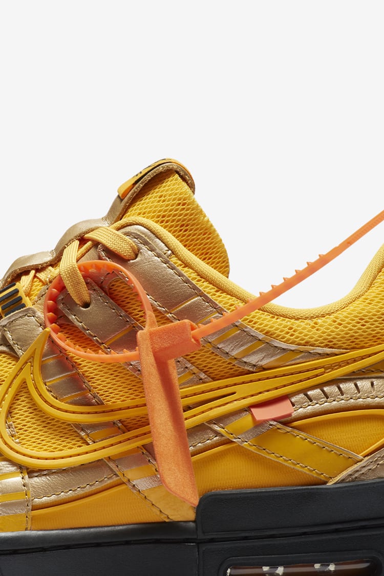 วันเปิดตัว Rubber Dunk x Off-White™️ “University Gold”