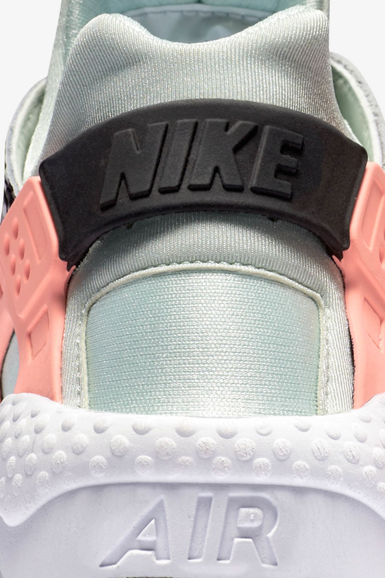 Women s Nike Air Huarache Premium Wolf Grey Peach Nike SNKRS