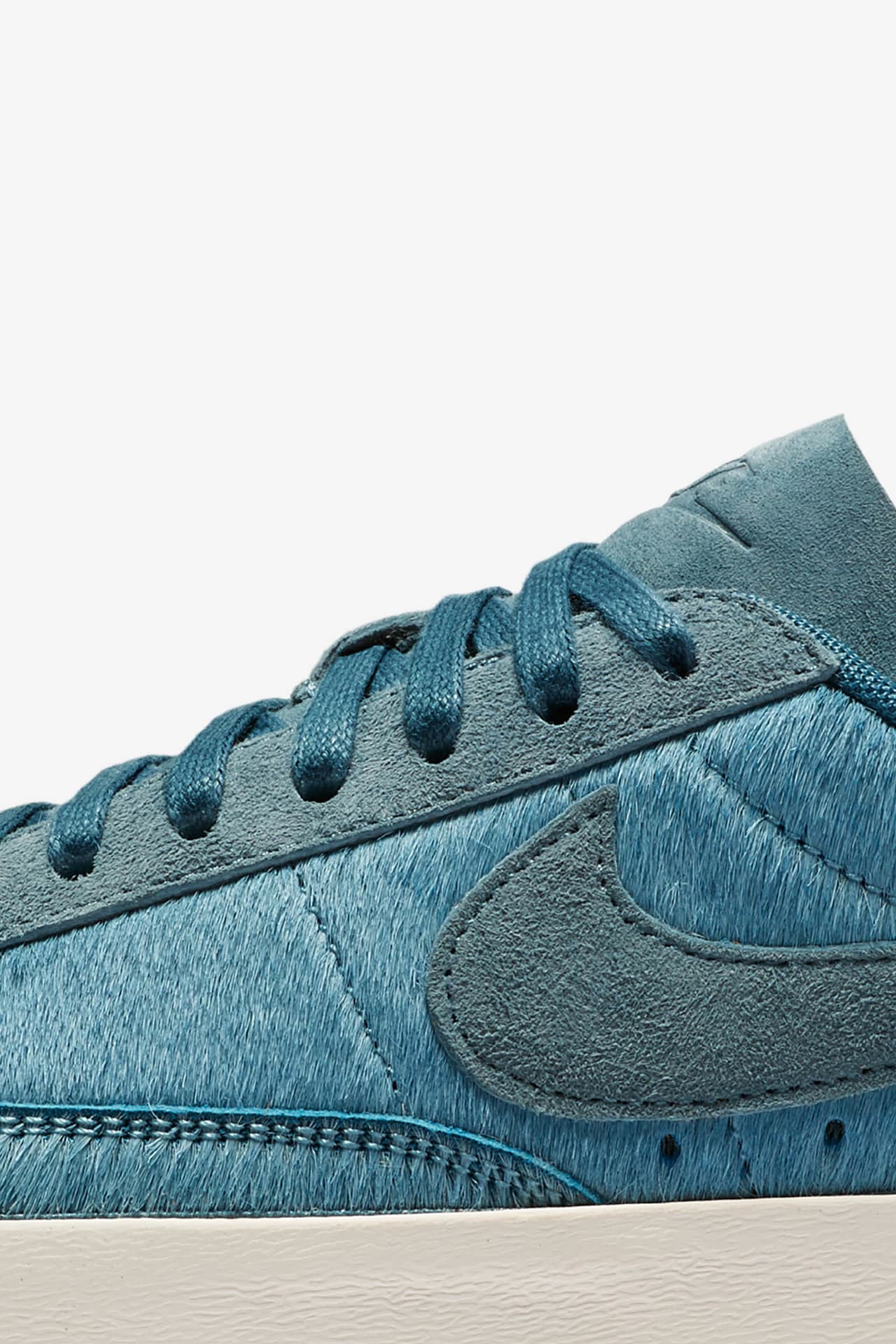 Nike Women's Blazer 'Smokey Blue & Mushroom' Release Date