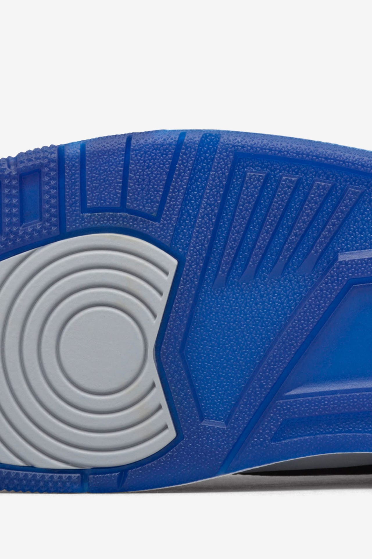 Air Jordan 3 Retro "Sport Blue". Ημερομηνία κυκλοφορίας