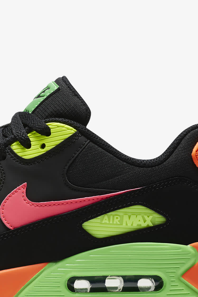 90 Black and Hyper Crimson and Green Strike Nike SNKRS