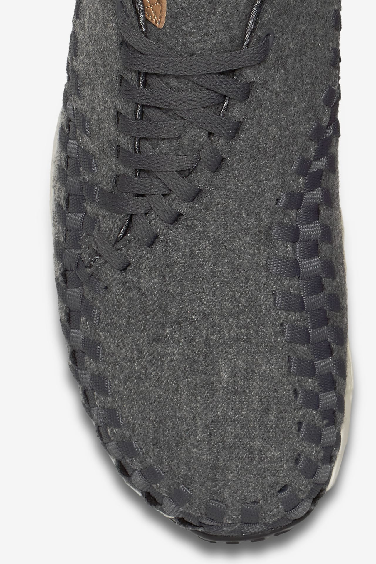 Nike Air Footscape Woven Chukka SE ‘Dark Grey'. Release Date