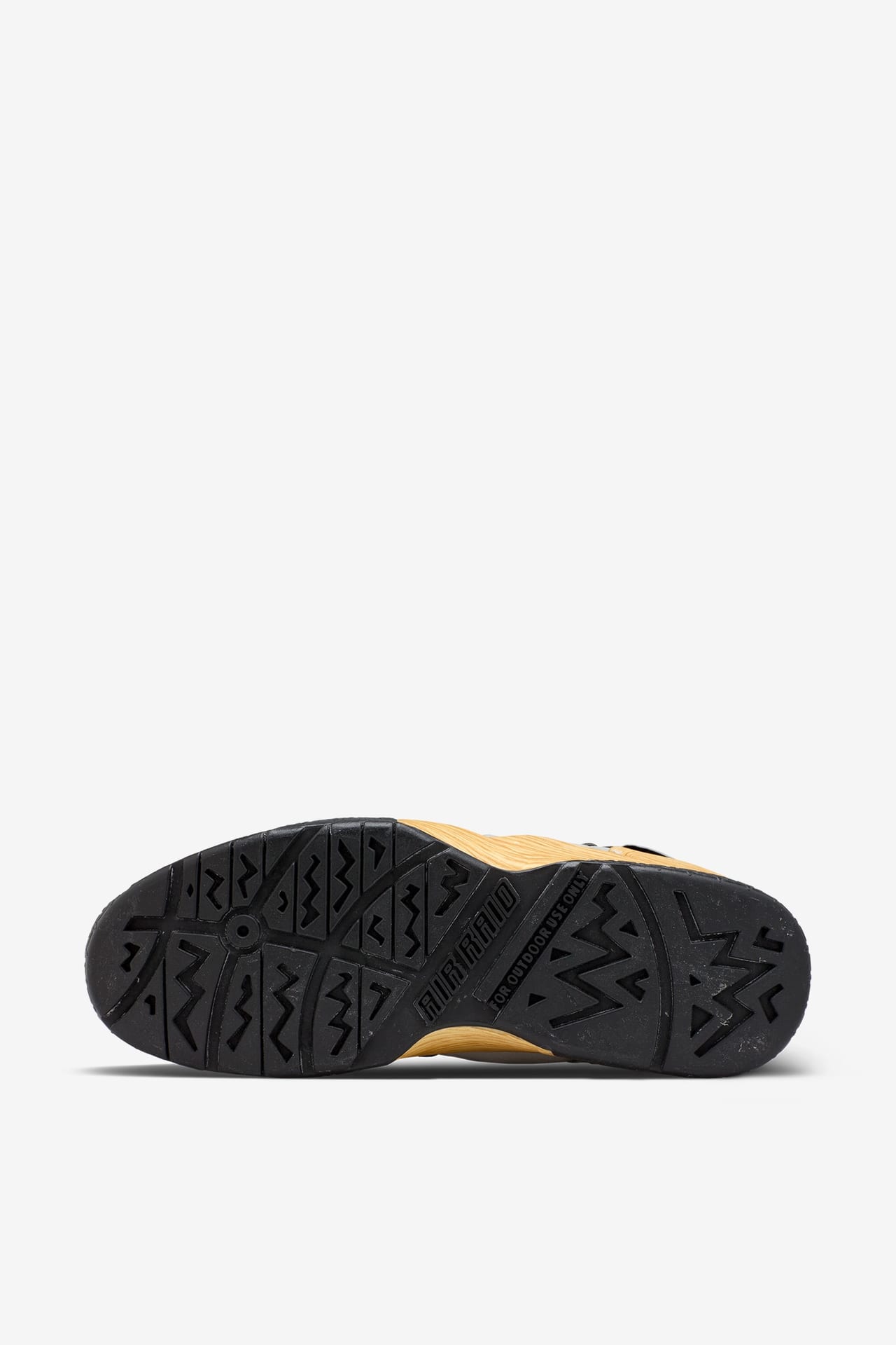 Στα άδυτα των sneaker: Outdoor Hoops