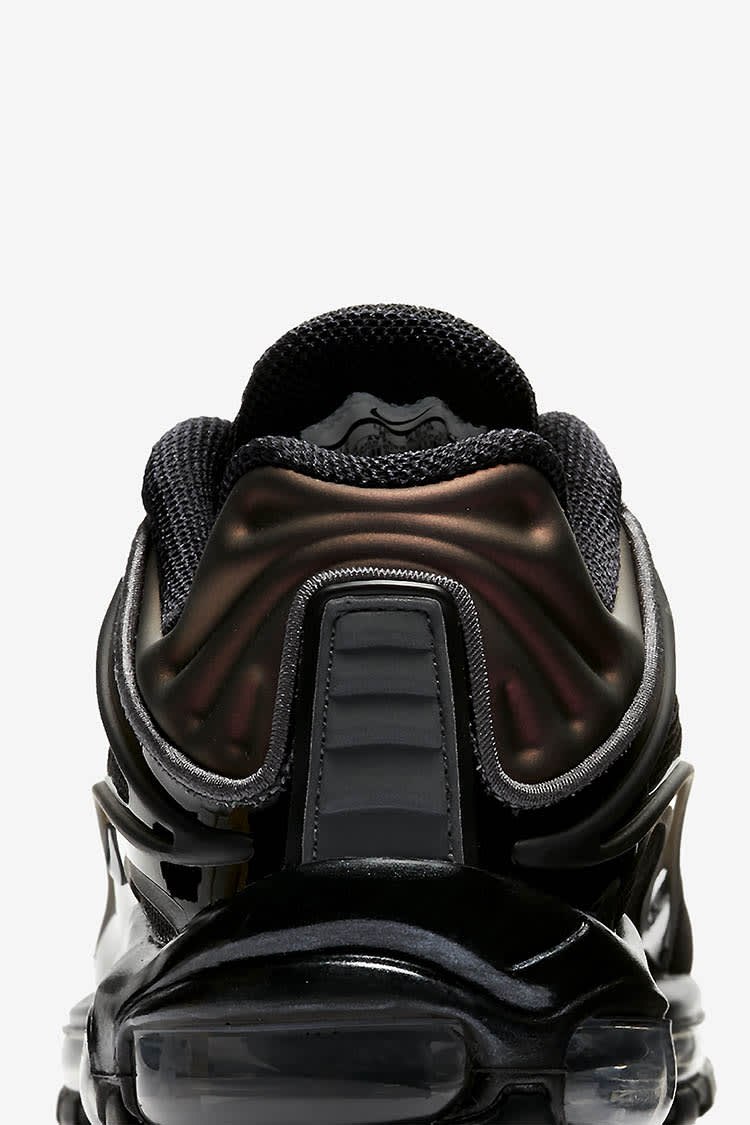 Nike Air Max Deluxe Triple Black Release Date. Nike SNKRS