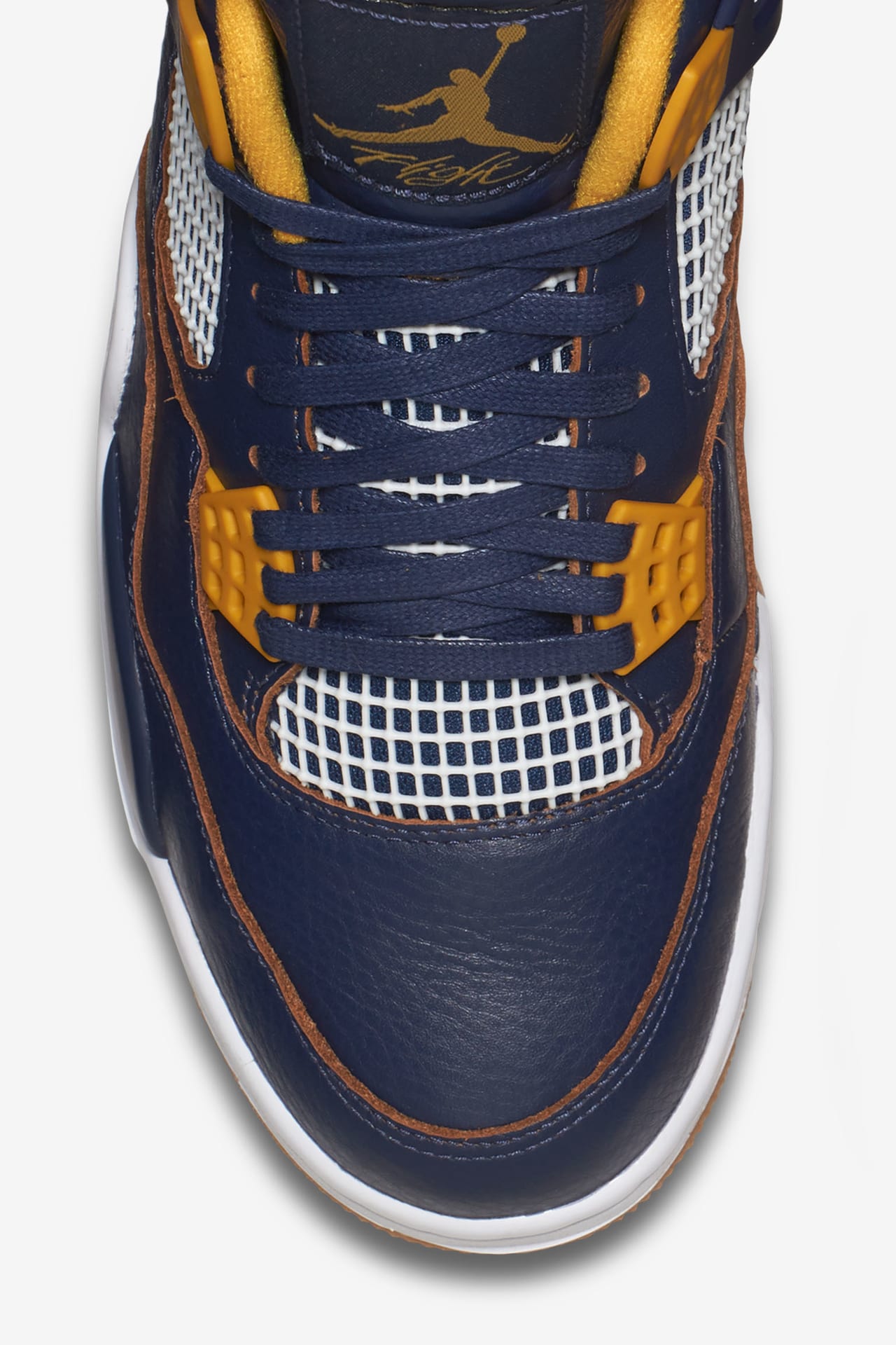 Jordan 4s dunk from above online