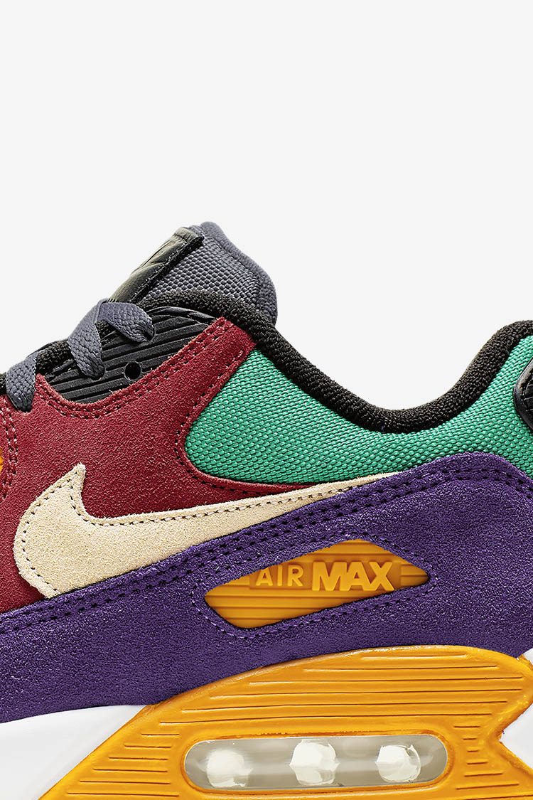 Air Max 90 Viotech Release Date. Nike SNKRS