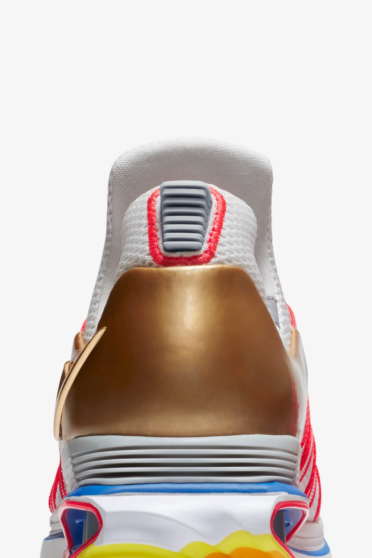 Nike gravity shox gold best sale