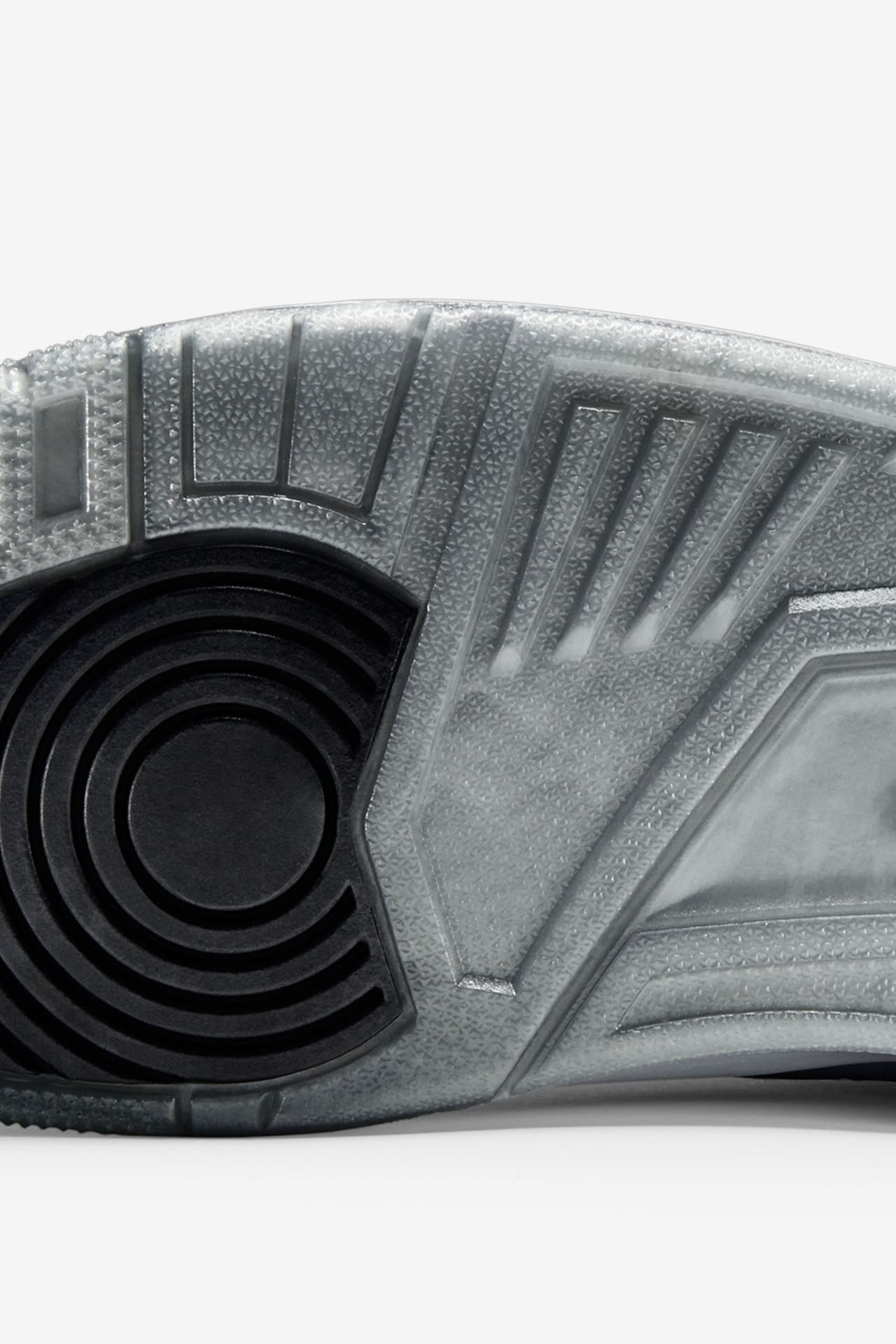 Air Jordan 3 Retro "Wolf Grey". Ημερομηνία κυκλοφορίας