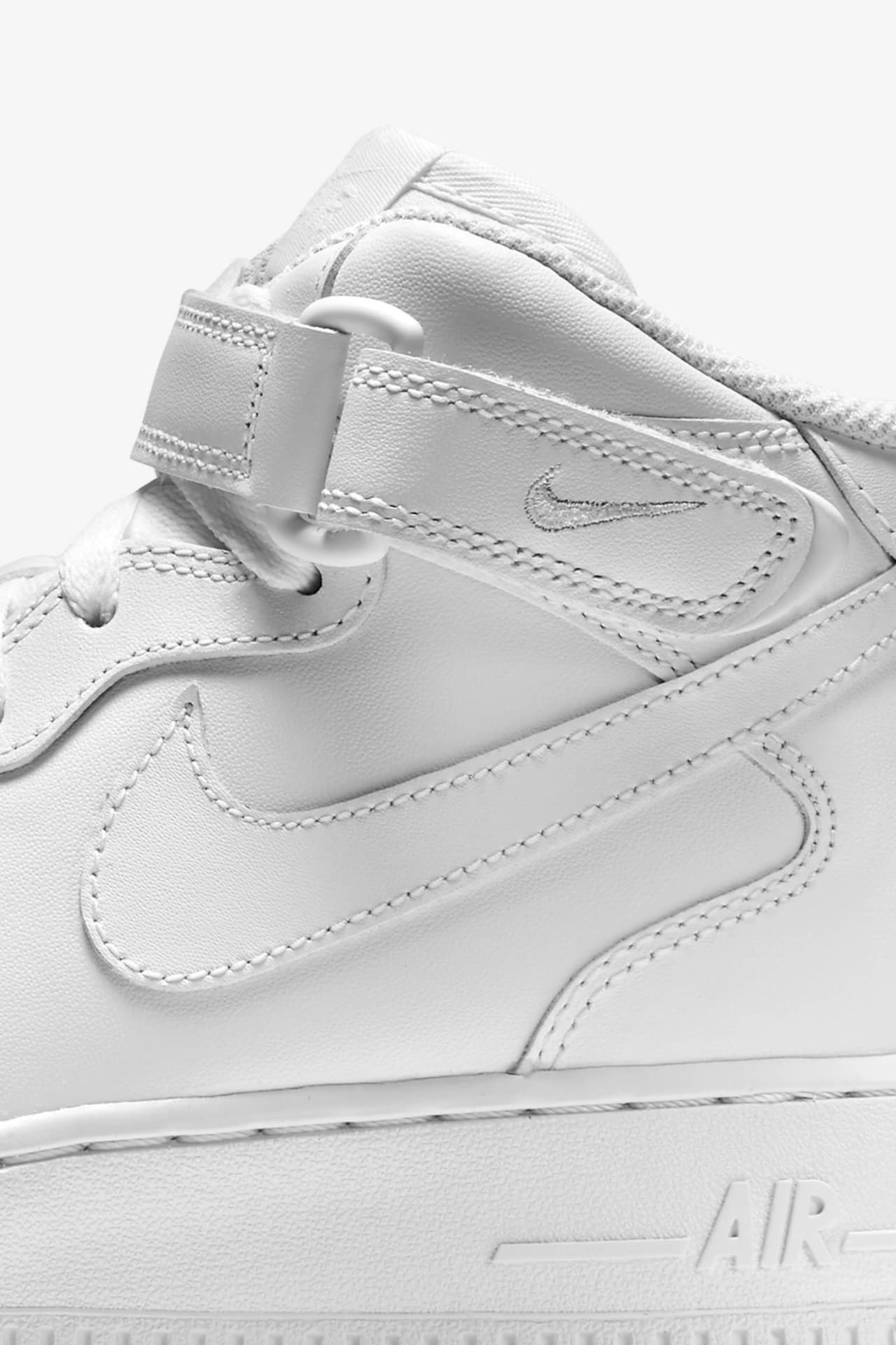 Nike air fashion force 1 mid white womens