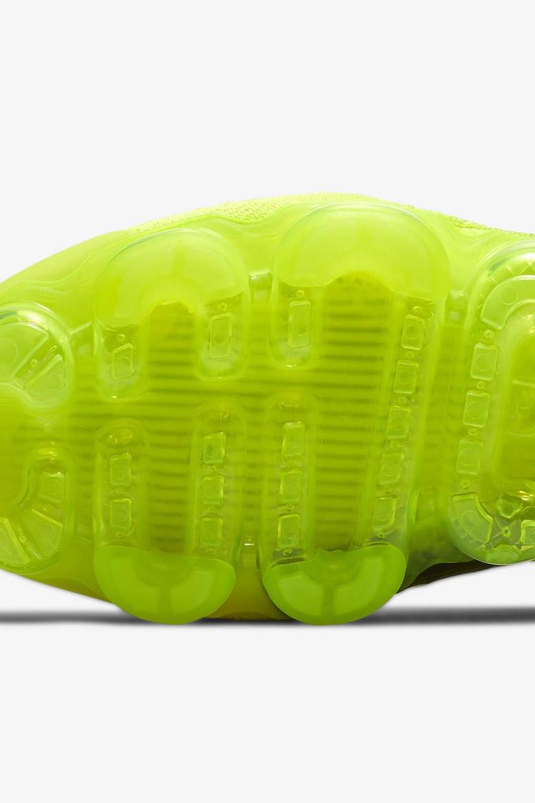 Nike Air Vapormax Flyknit 2 'Volt & White & Black' Release Date