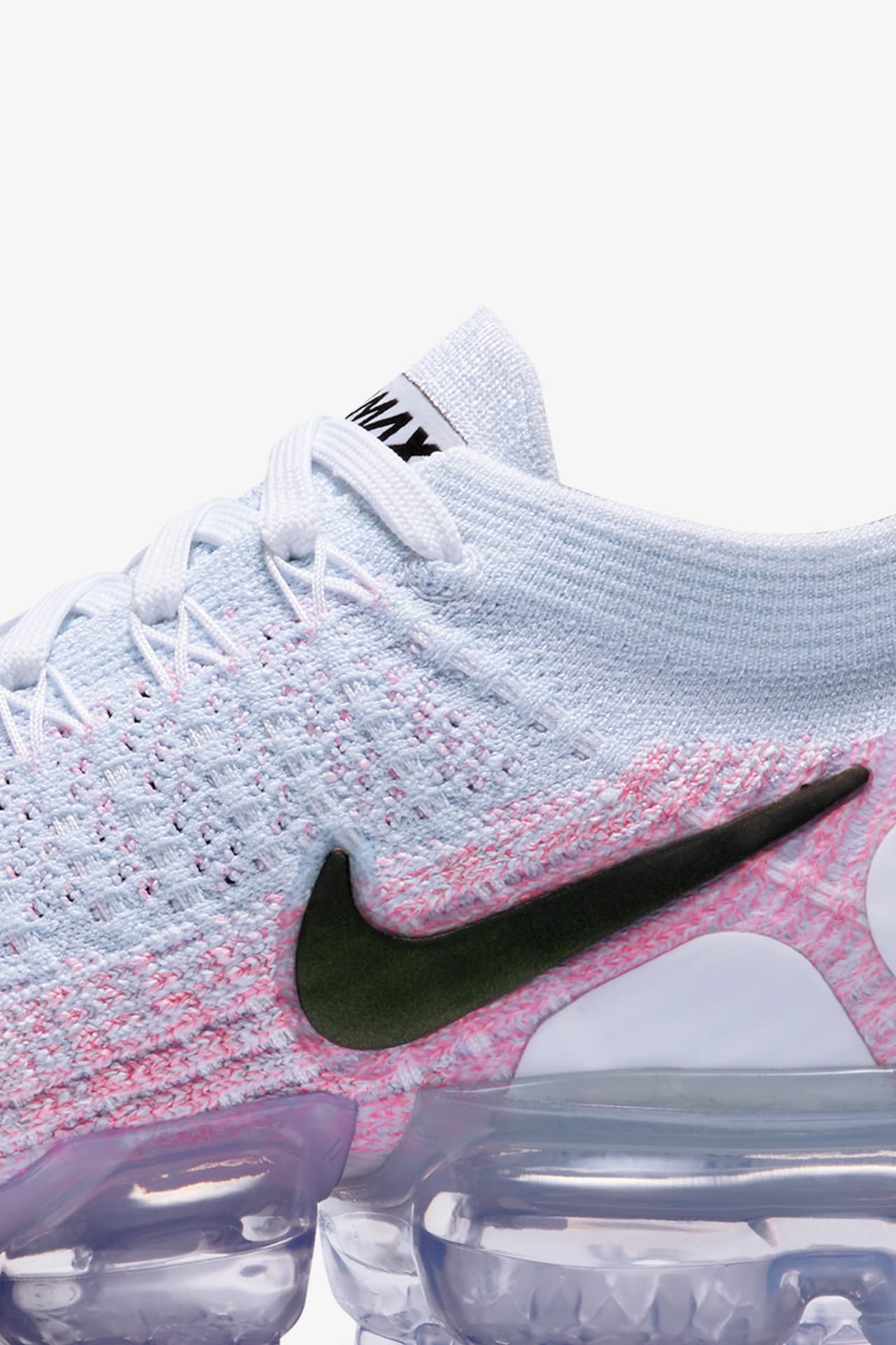 Nike vapormax pink flyknit best sale