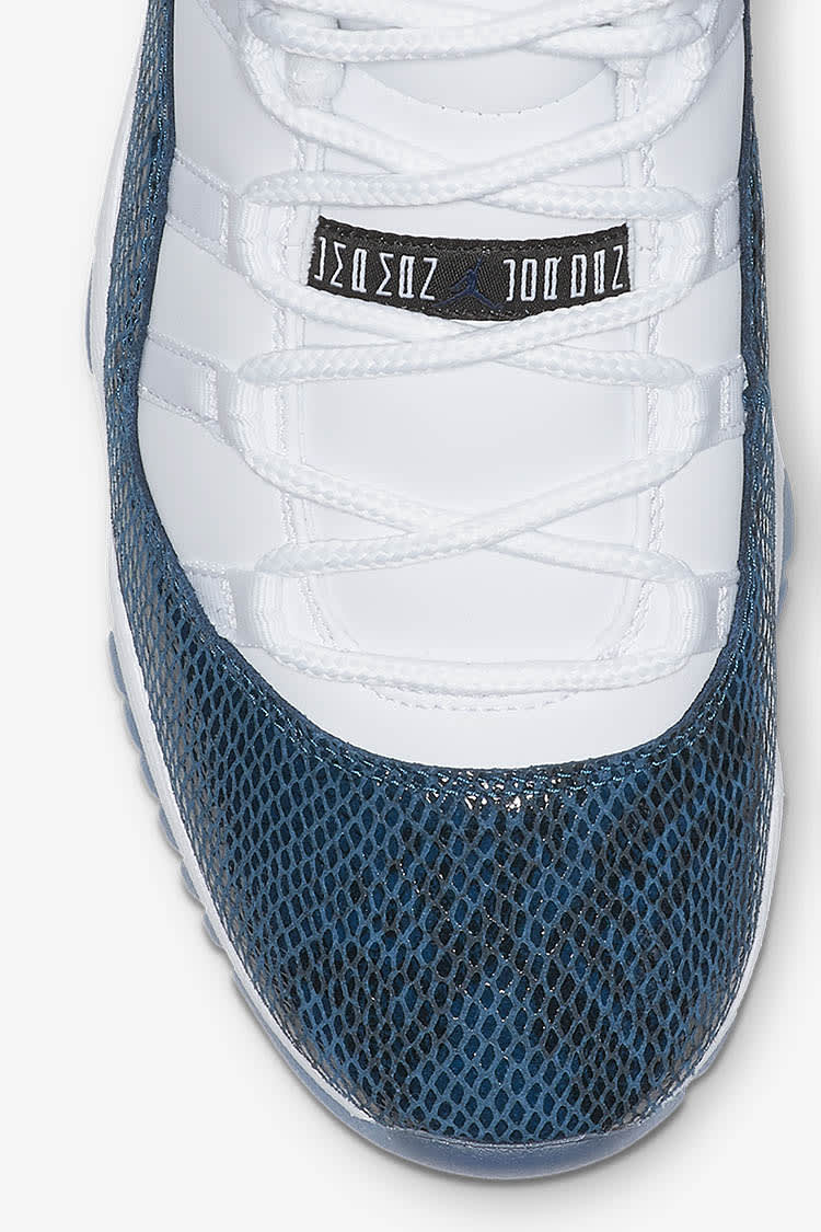 Jordan 11 low navy blue snakeskin online