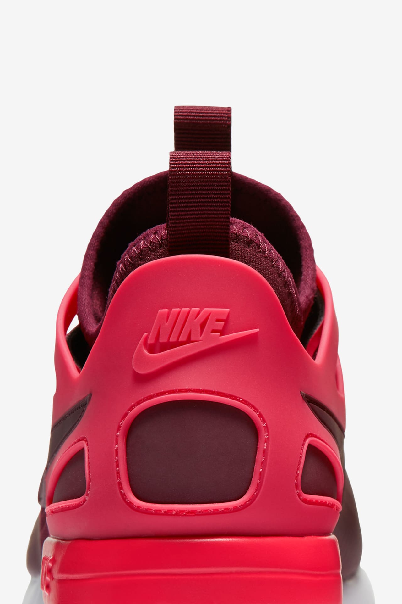 Nike air pegasus maroon best sale