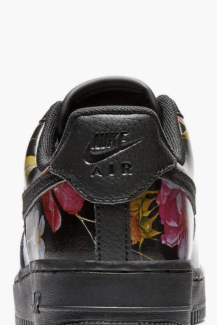 Women s Air Force 1 Floral Black Nike SNKRS