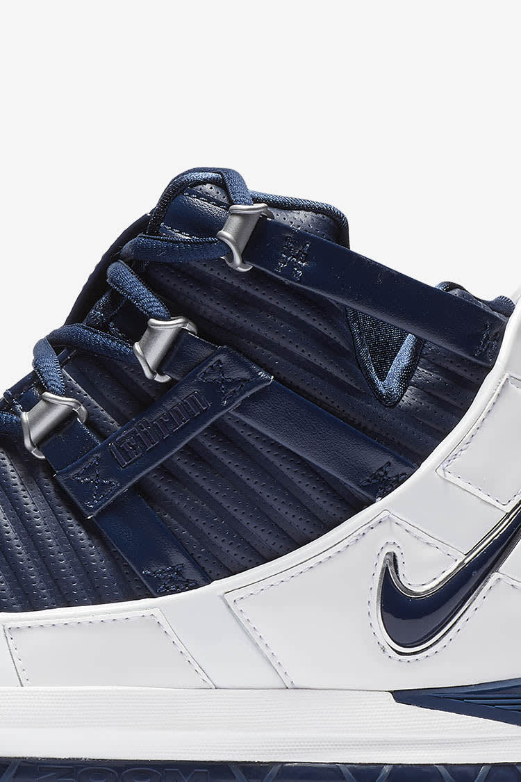 Zoom LeBron 3 'White & Midnight Navy & Metallic Silver' Release Date