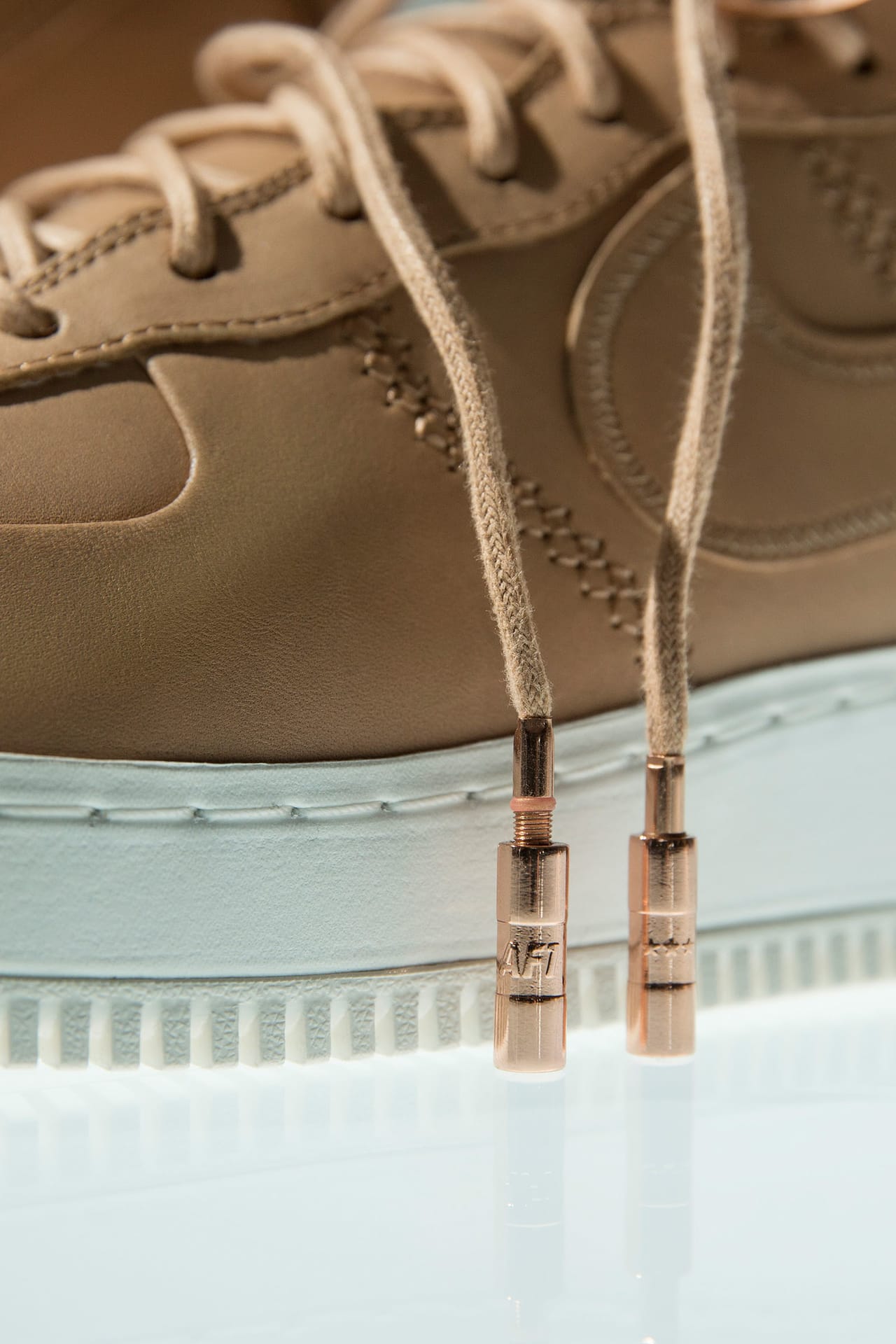 Achter het design: Nike Air Force 1 High Sport Luxury