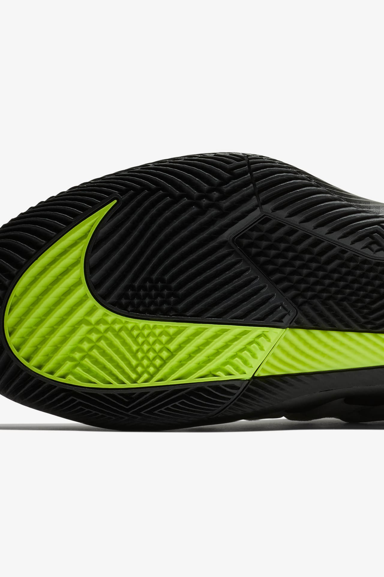 NikeCourt Vapor RF x AM95 'Black & Volt' Release Date