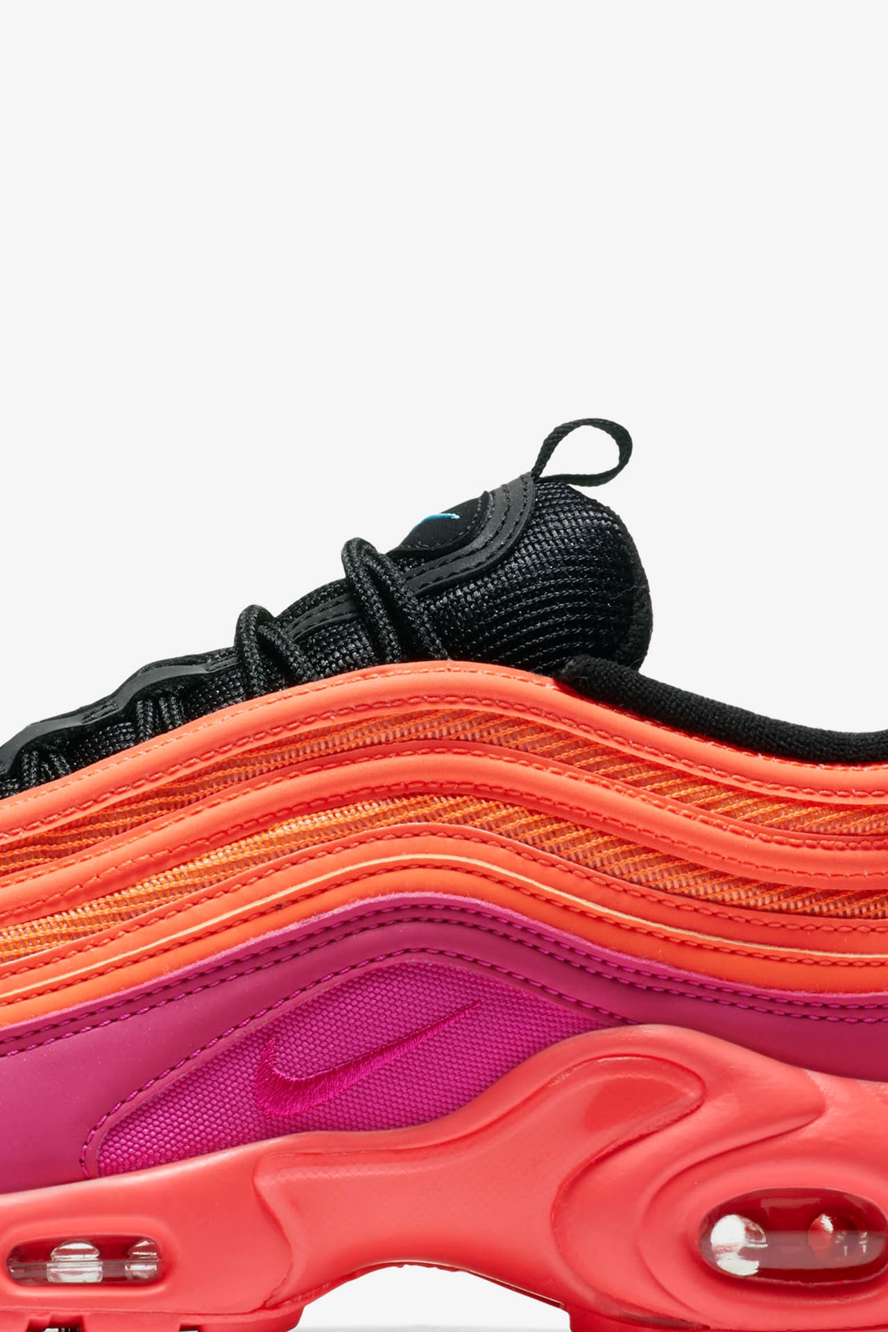 Nike Air Max Plus / 97 „Versenyrózsaszín és hipermagenta” – megjelenési dátum