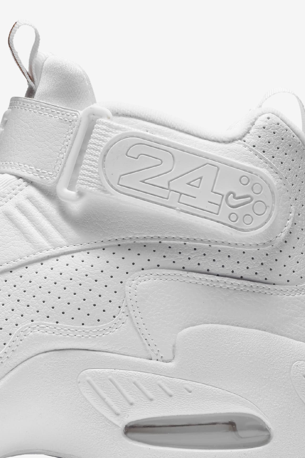 Nike Air Griffey Max 1 'Inductkid Triple White' Release Date