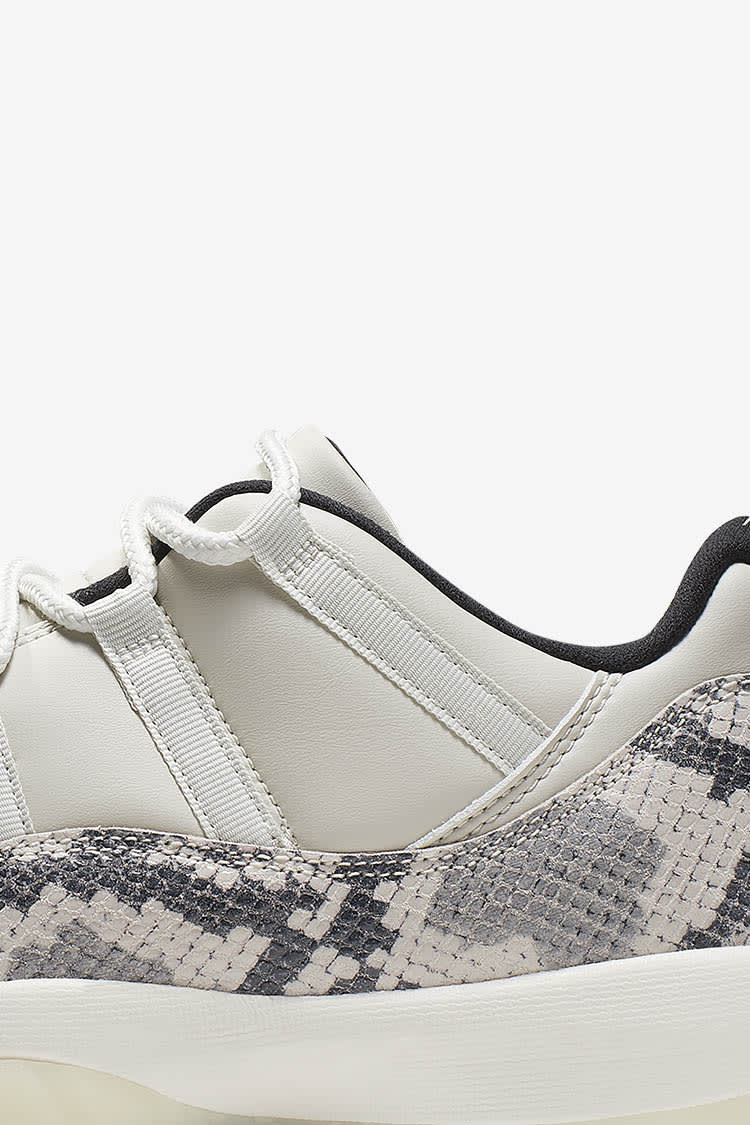 Jordan 11 white bone online