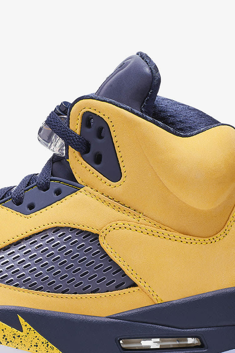 Air Jordan V 'Amarillo/College Navy' Release Date