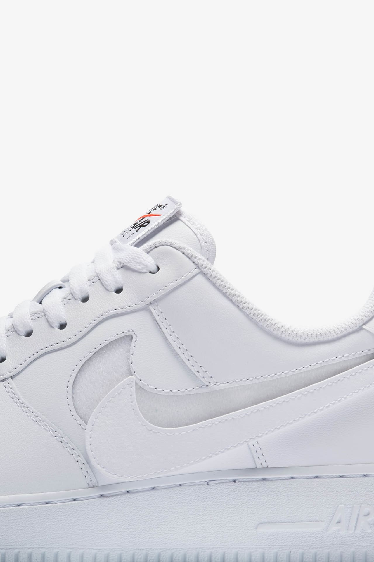 Nike air force 1 swoosh velcro best sale