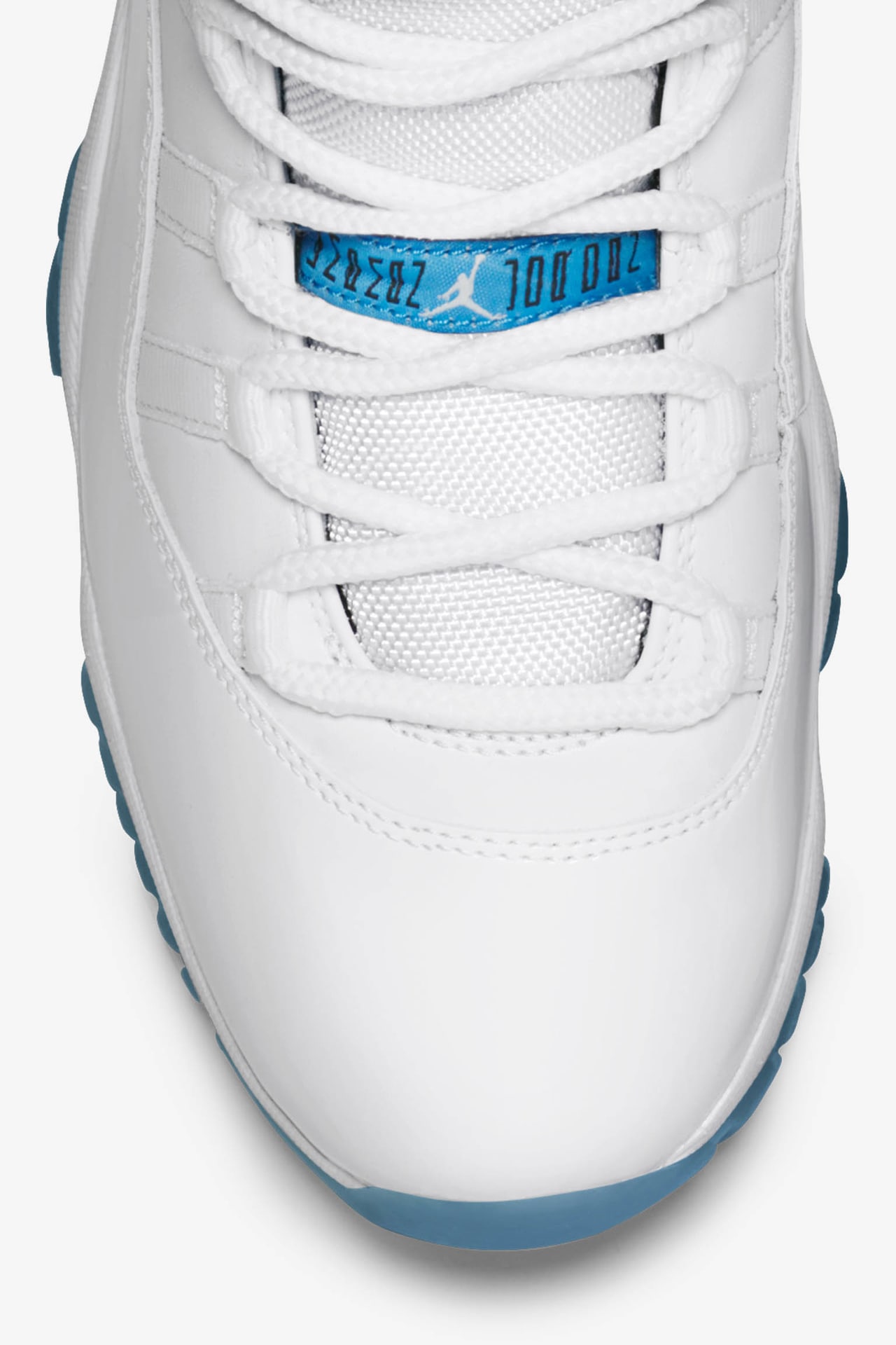 Jordan 11 bleu best sale