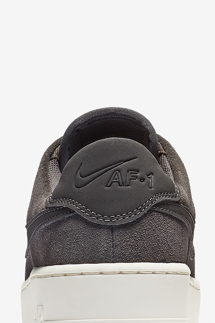 Nike af sage low best sale