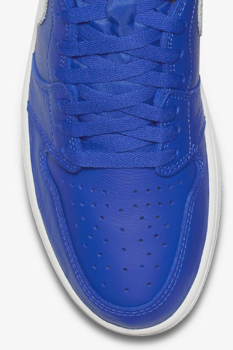 Air Jordan 1 Retro High OG 'Hyper Royal &amp; White' Release Date