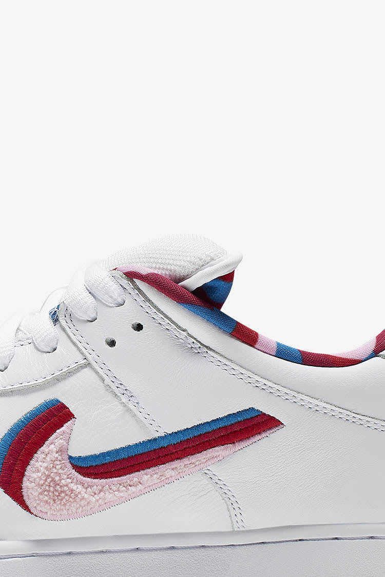 SB Dunk Low 'Parra' Release Date