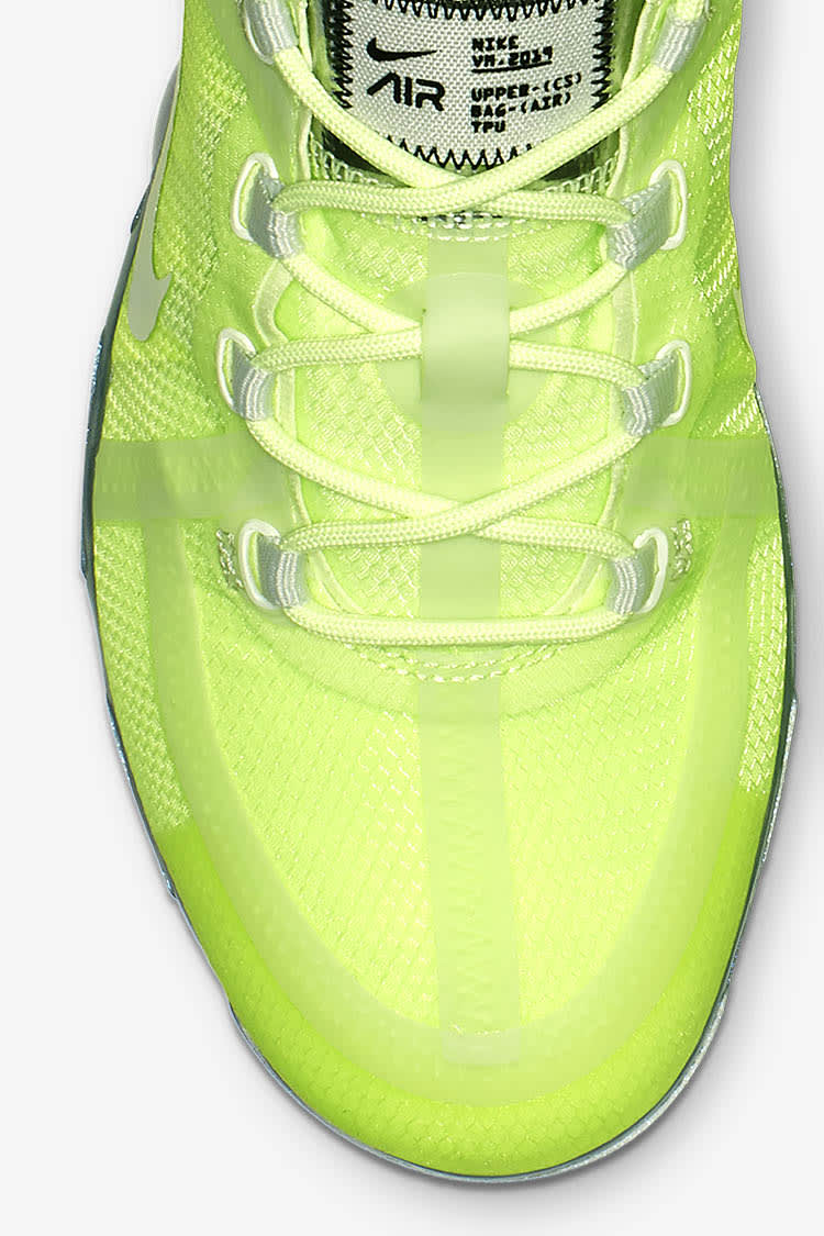 2019 Volt and Volt Glow Nike SNKRS