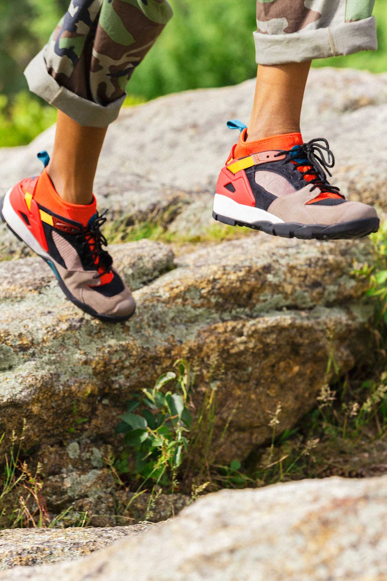 ナイキ エア リバデルチ 'Gym Red and Mink Brown' 発売日. Nike SNKRS